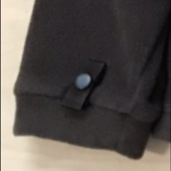 The North Face girls brown jacket - Picture 7 of 7